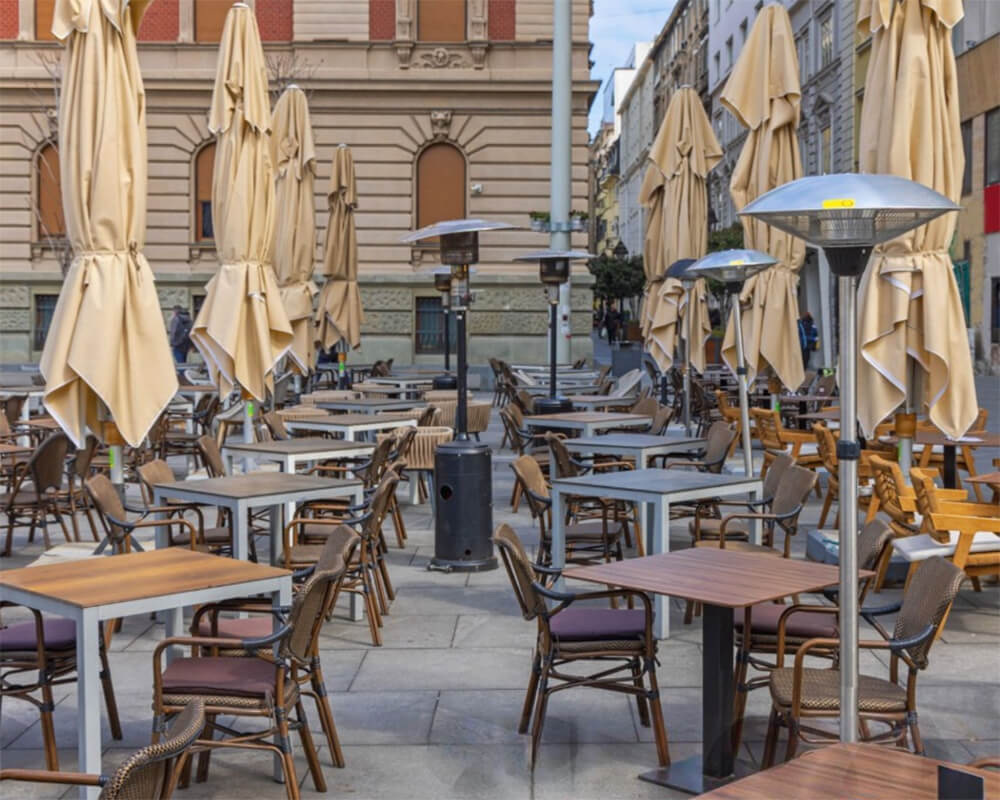 mushroom-patio-heater-for-outdoor-restaurant
