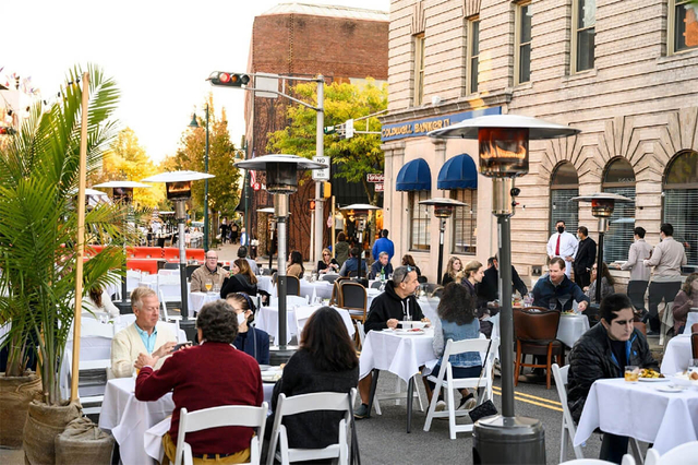 outdoor-heater-rental-for-restaurant-